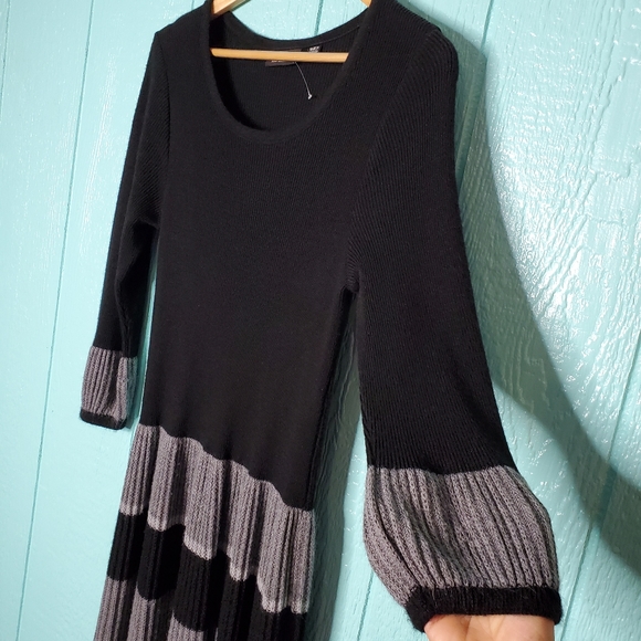 ❤️3/$15 Lerrie Sweater Knit Dress Stripe Black Gray Long Sleeve stretch … - Picture 3 of 4